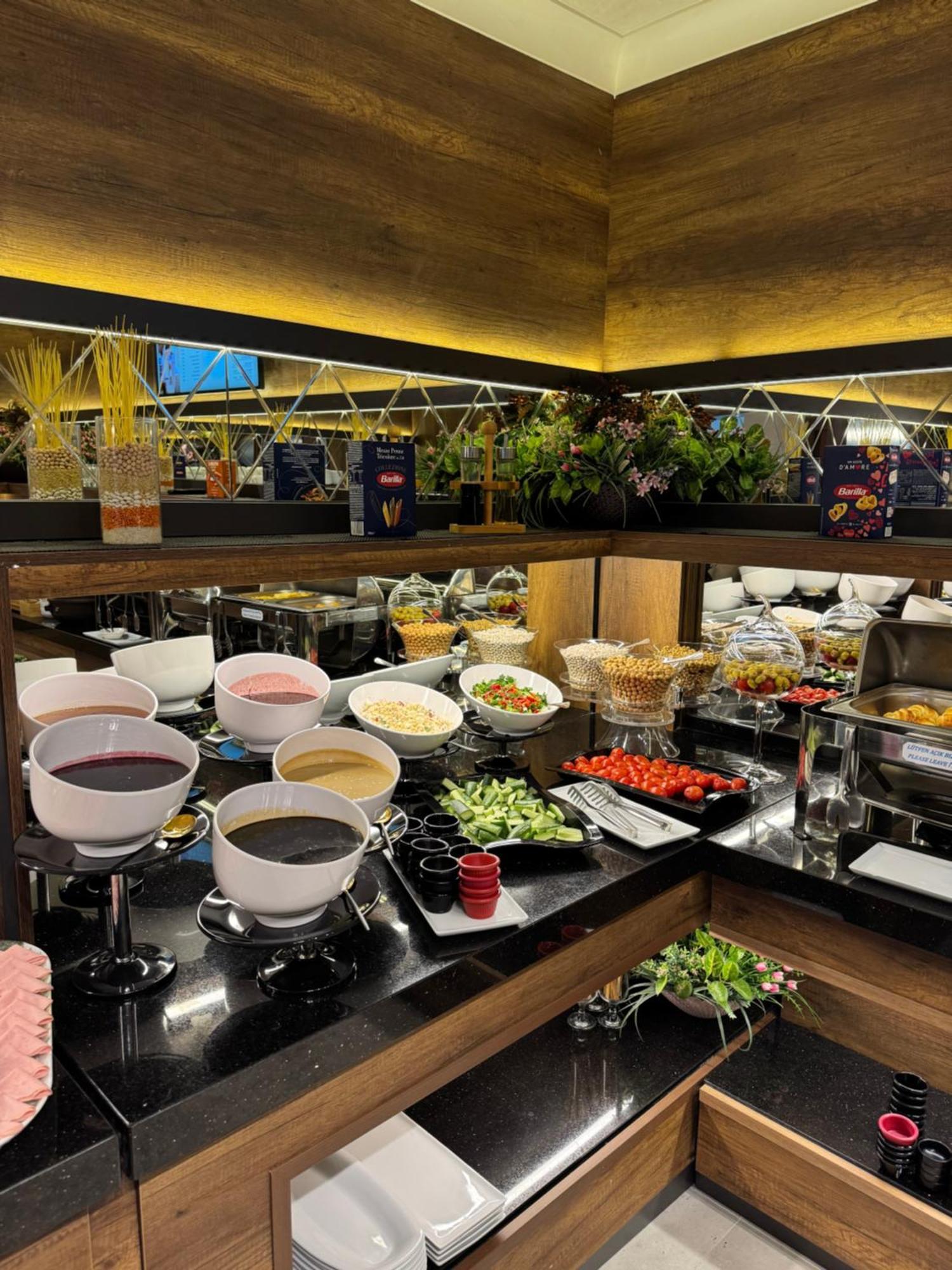 bahçelievler hotels Ankara Buitenkant foto